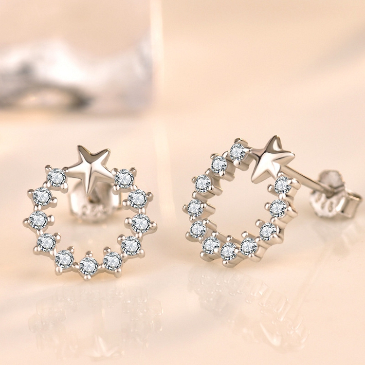 personality star stud female 925 silver Japan and South Korea new simple tide niche design girl heart star earrings